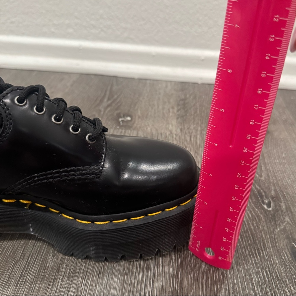 Dr.Marten Black Leather Platform shoe. Size: M 7, W 8.5 - Picture 8 of 8